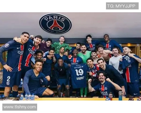 巴黎圣曼与第荣的精彩对决揭示法甲新赛季的竞争格局与球队实力对比